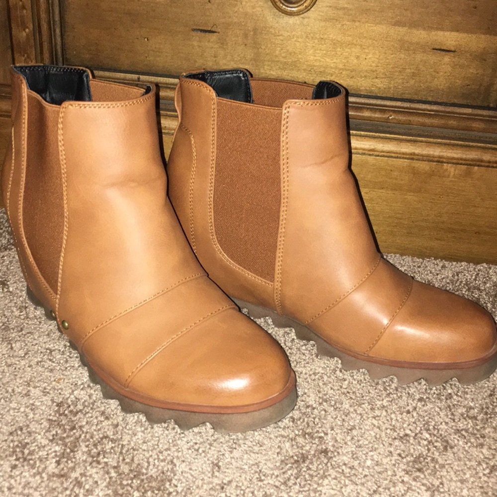 Brown Boots
